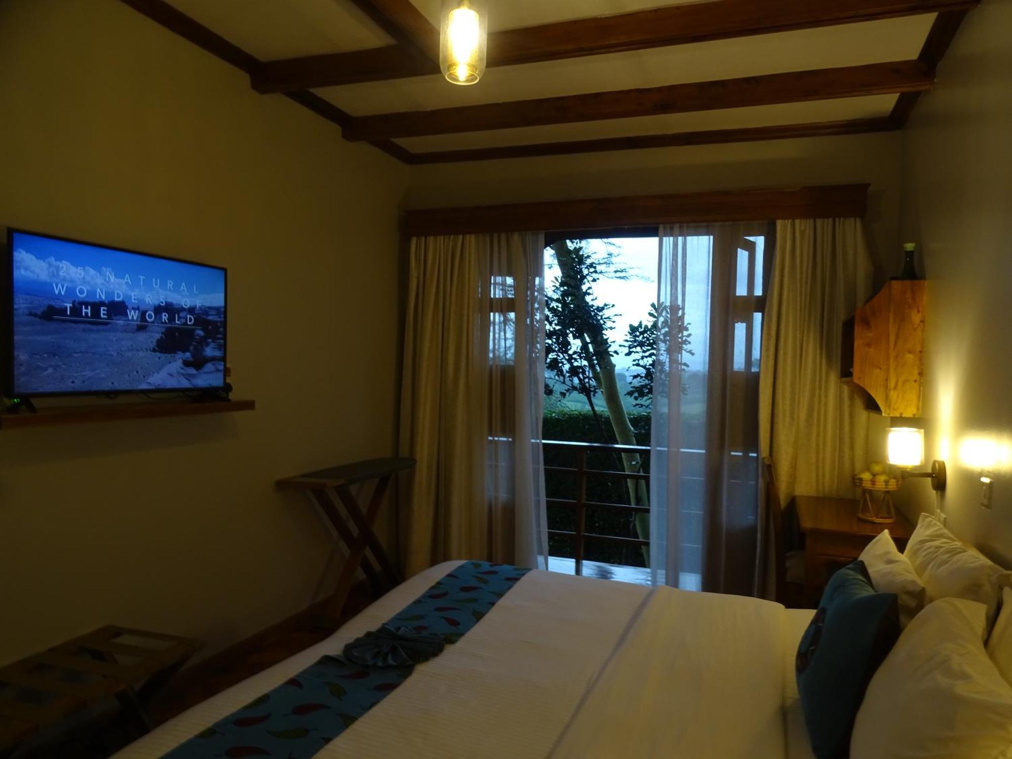 Le Pristine Wellness And Healing Hotel เนย์รี ภายนอก รูปภาพ